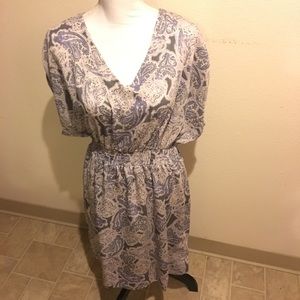 Dress for Women Size: L Color: With designs